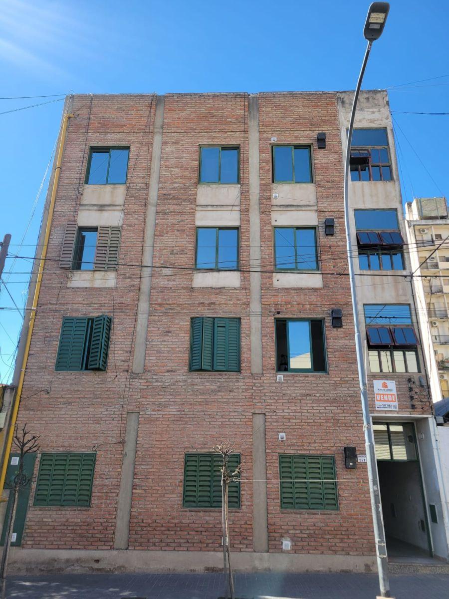 Departamento en Venta en “edificio Belgrano “ubicado en La Calle Arturo Orgaz Nº 258 Bº Alberdi.