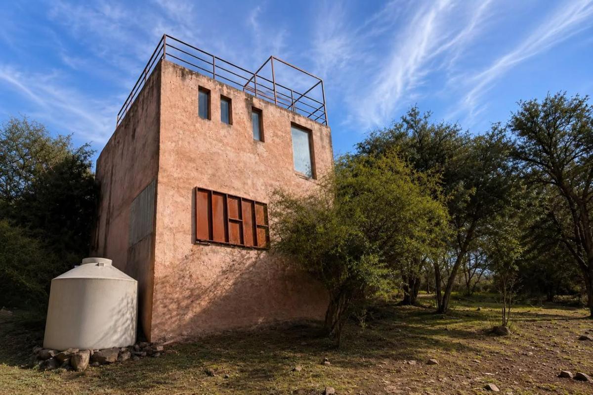 Casa con Vista Panorámica en La Reserva Hídrica Los Manantiales, Precio Único Para Invertir